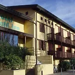 Golf Hotel