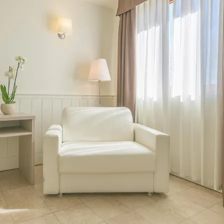 Golf Ξενοδοχείο Λινιάνο Σαμπιαντόρο